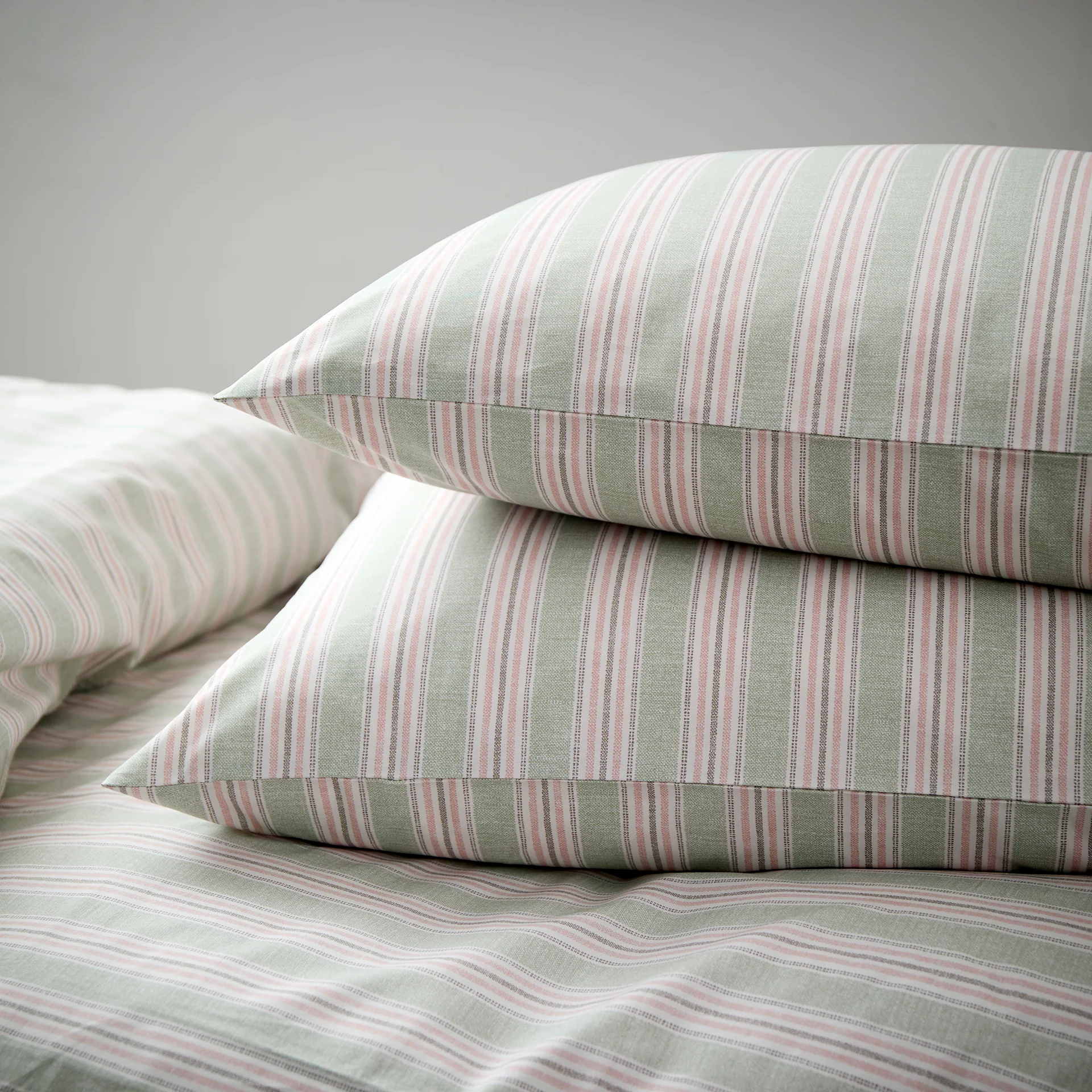 Calder Stripe Standard Pillowcase Pair - Image 6