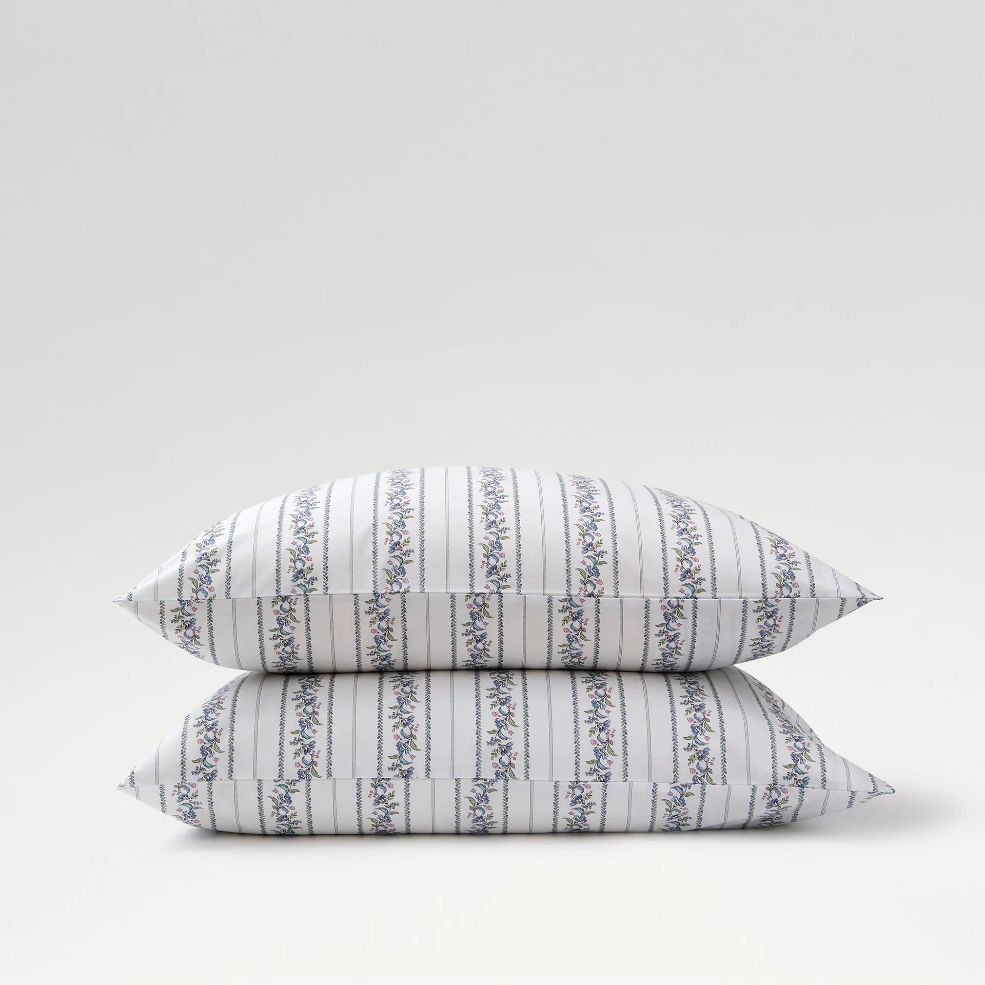Clara Floral Duvet Set - Image 3