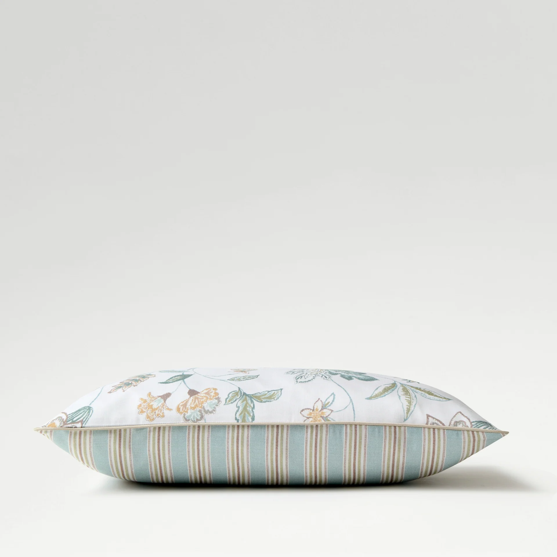 Kew Boudoir Cushion - Image 3