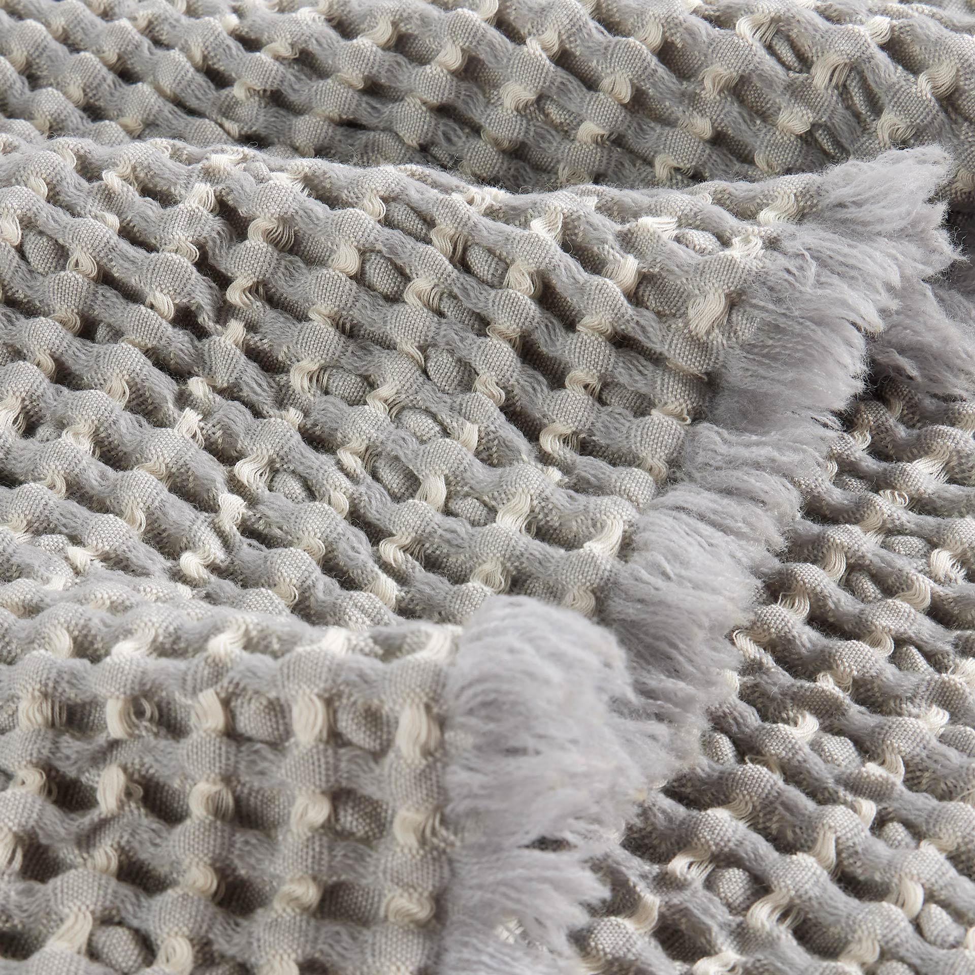 Lisbon Throw - Image 3