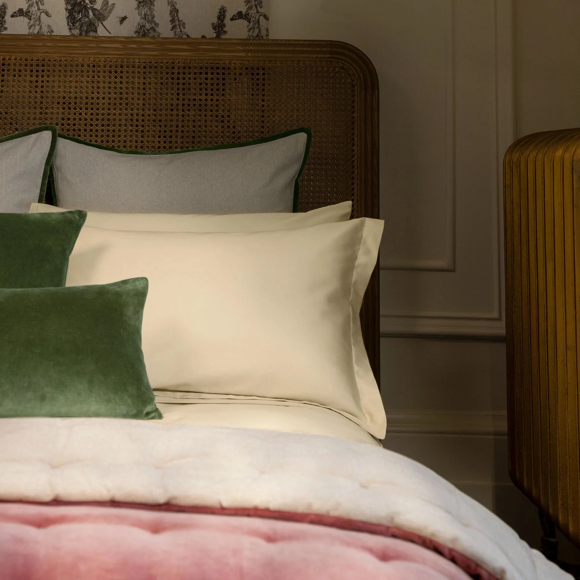 Classic Sateen Pillowcases - Image 7
